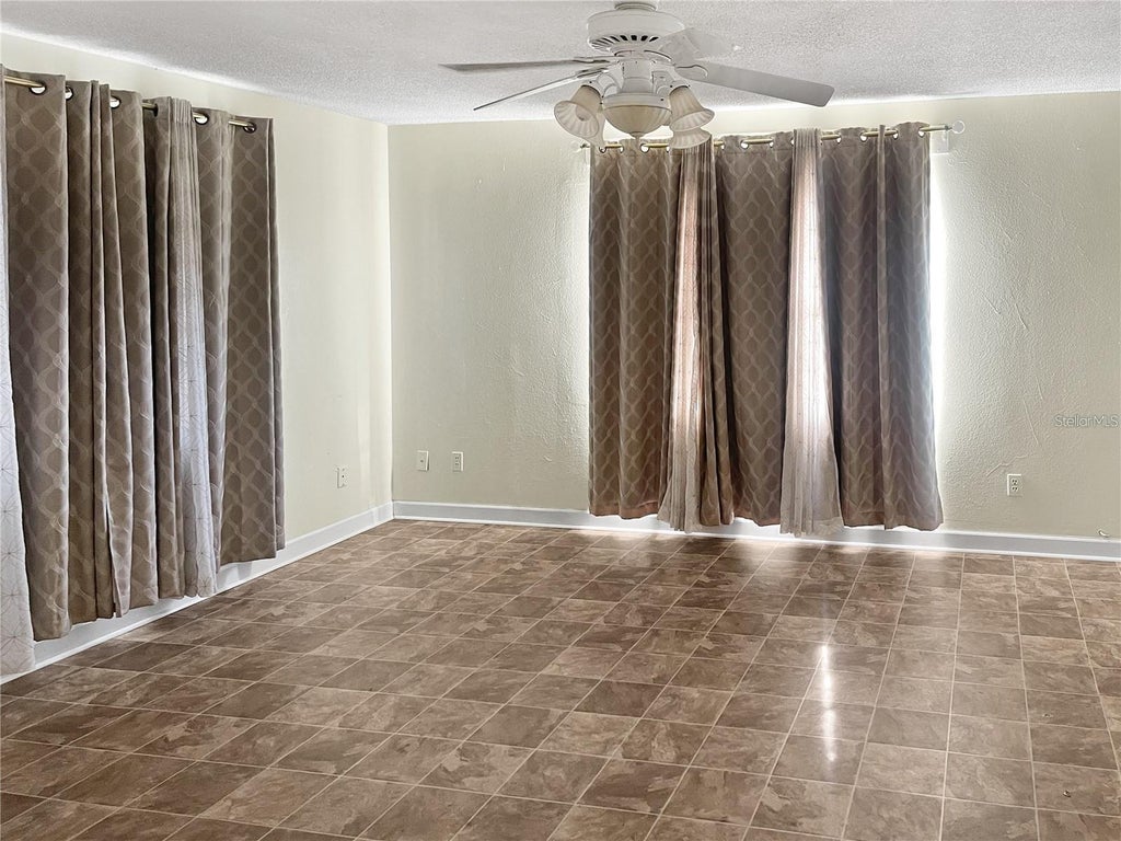 Photo of 321 E Gunter Street, Haines City, FL 33844 (MLS # L4965796)