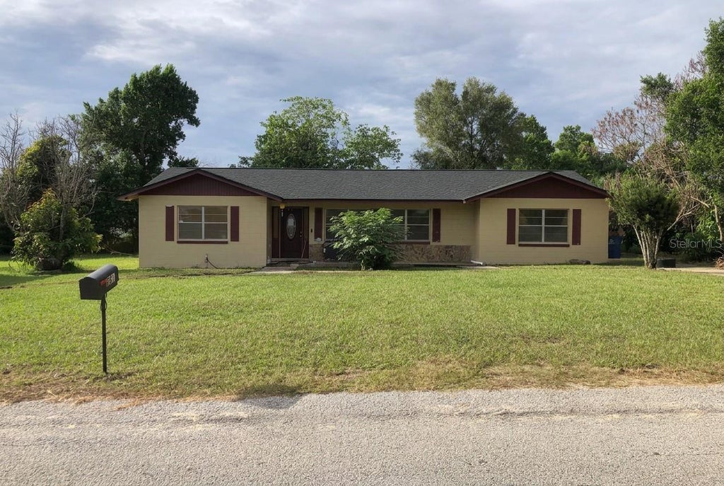 Photo of 321 E Gunter Street, Haines City, FL 33844 (MLS # L4965796)