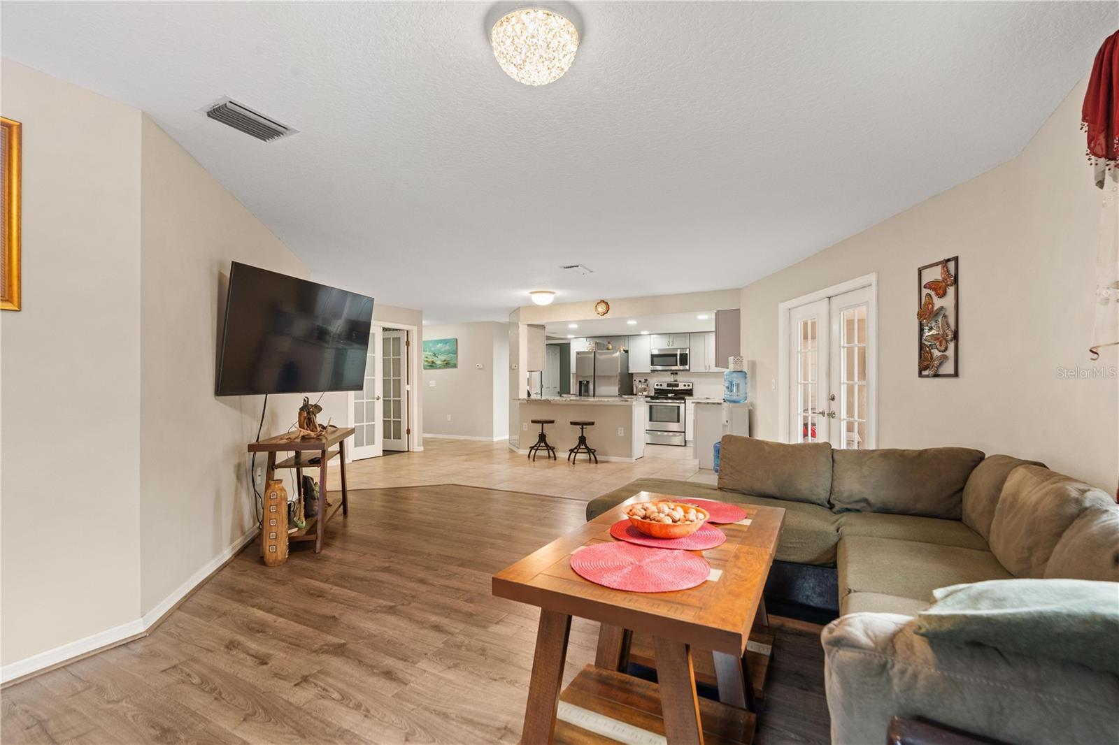 WEEKI WACHEE WOODLANDS - Residential