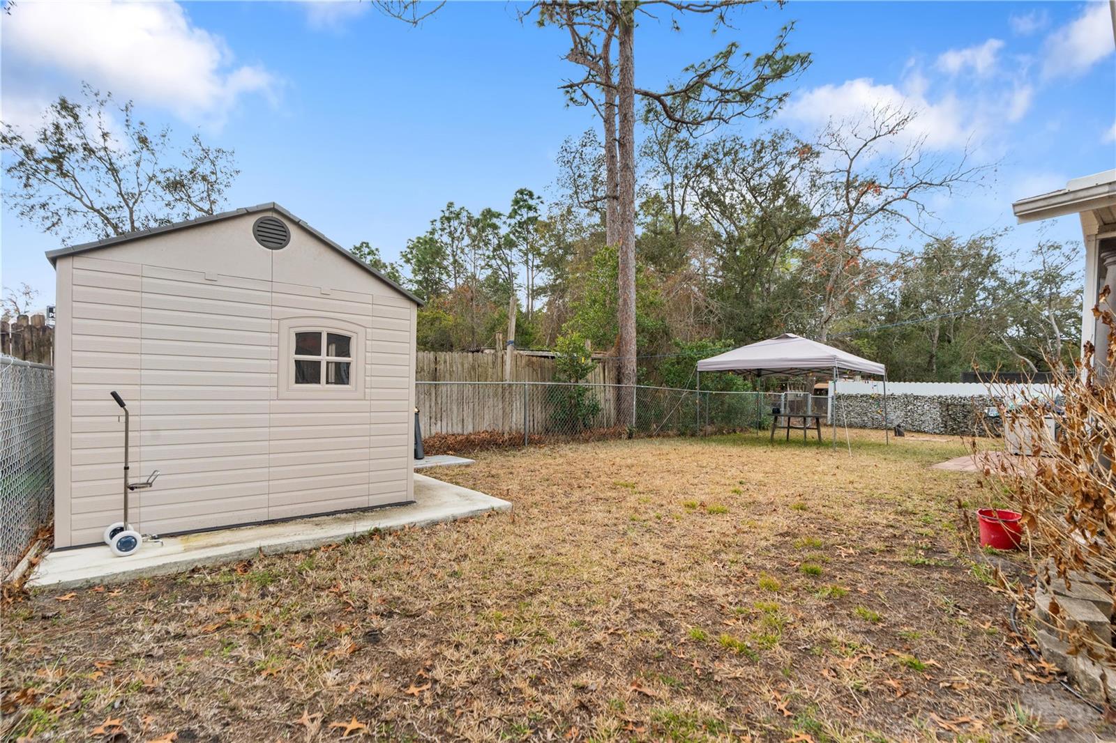 WEEKI WACHEE WOODLANDS - Residential