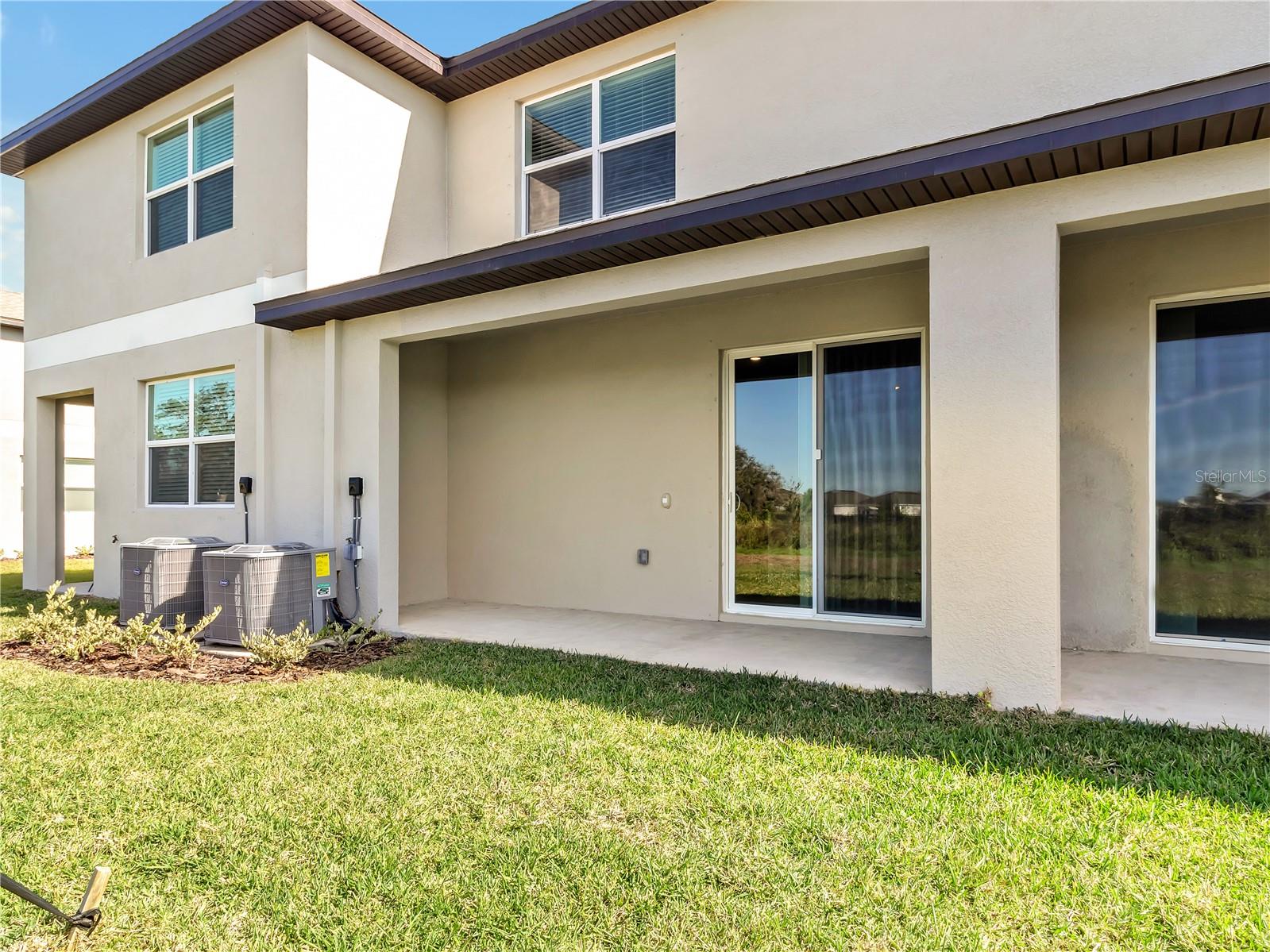 STONEGATE PRESERVE TOWNHOMES - Residential Lease