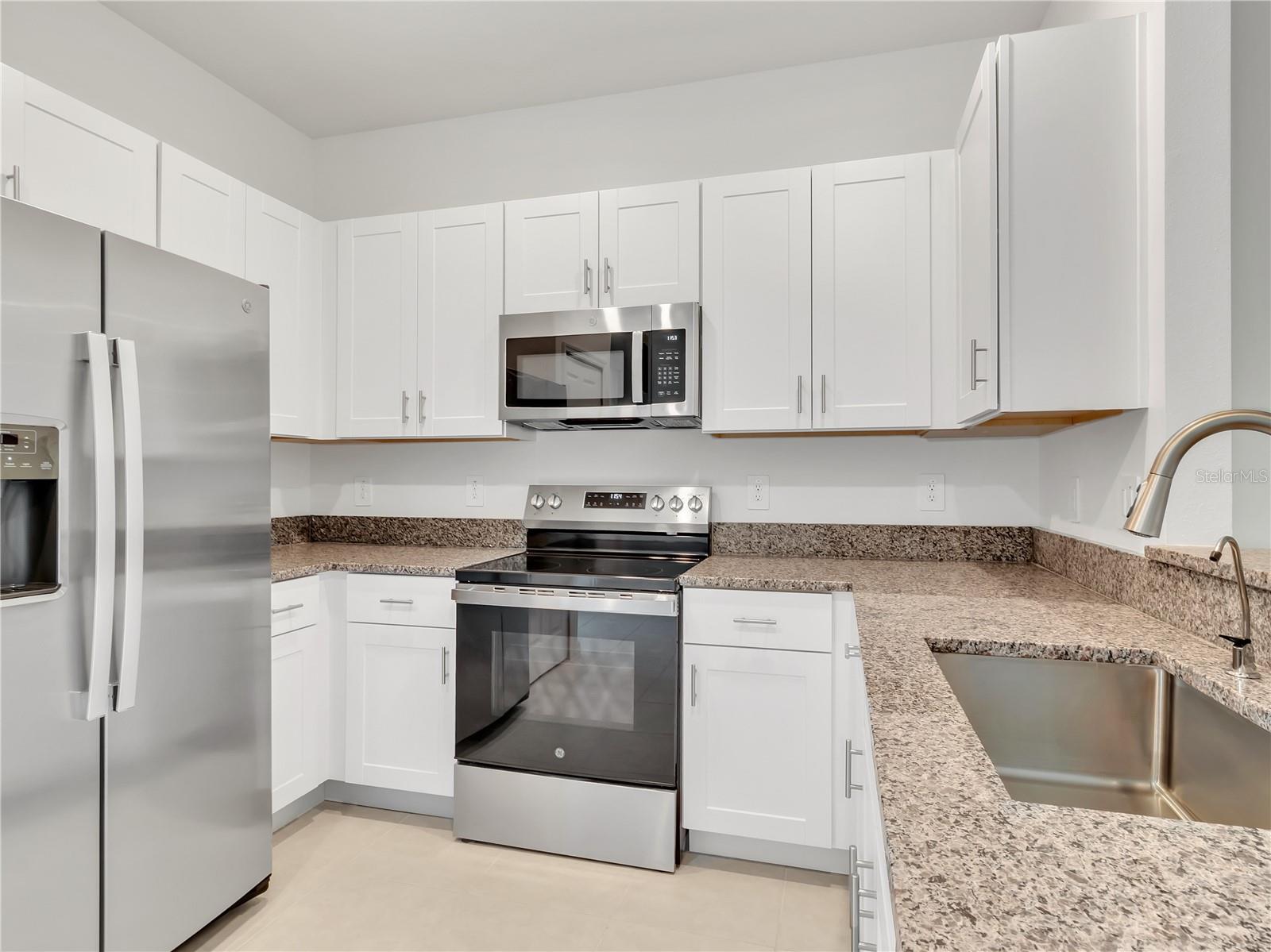 STONEGATE PRESERVE TOWNHOMES - Residential Lease