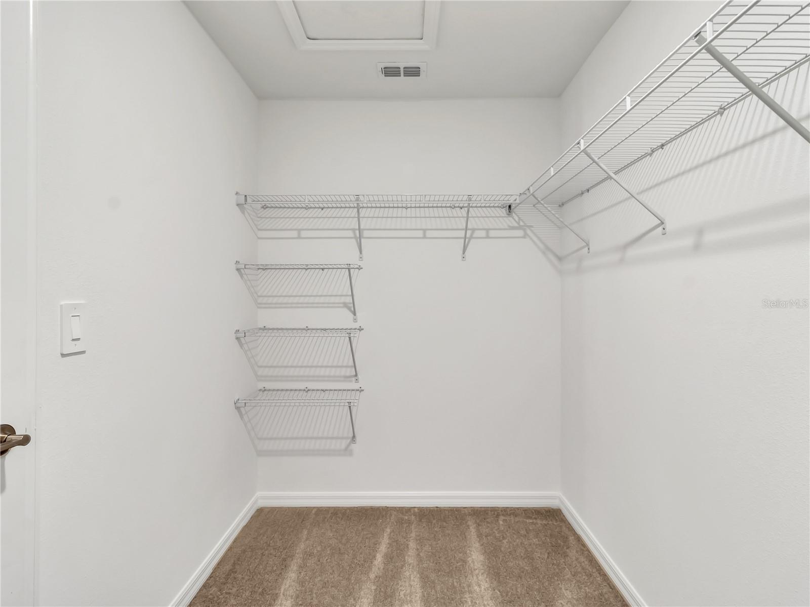 STONEGATE PRESERVE TOWNHOMES - Residential Lease