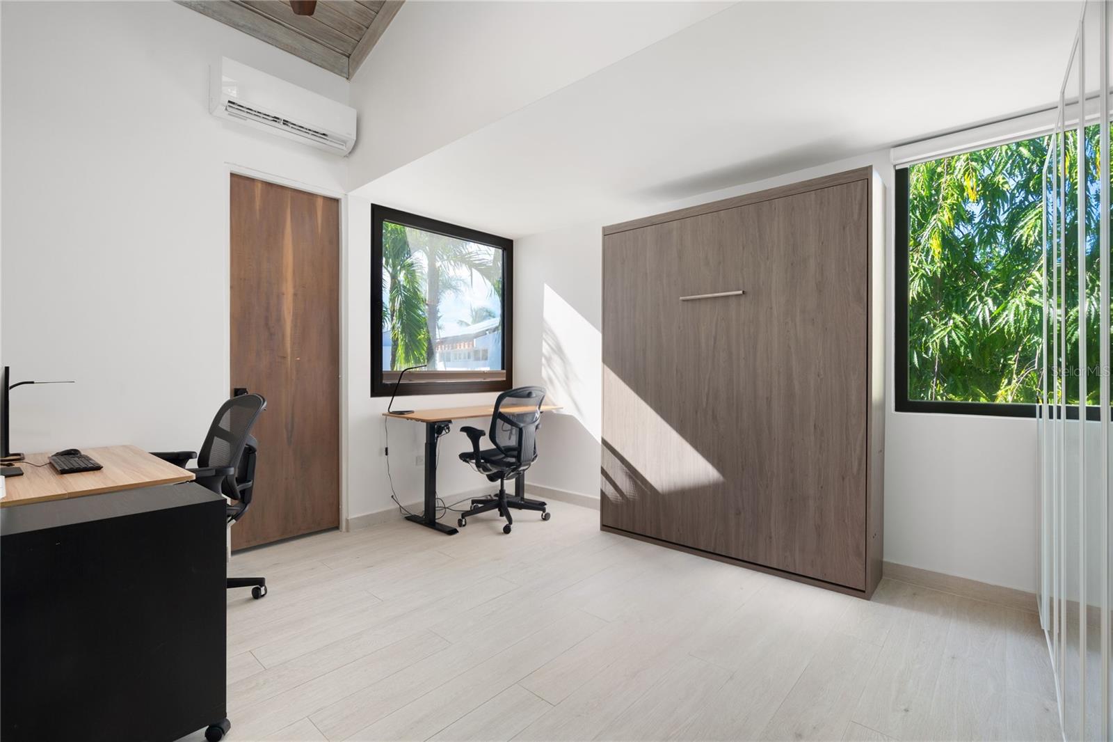 PASEO LAS VISTAS - Residential Lease