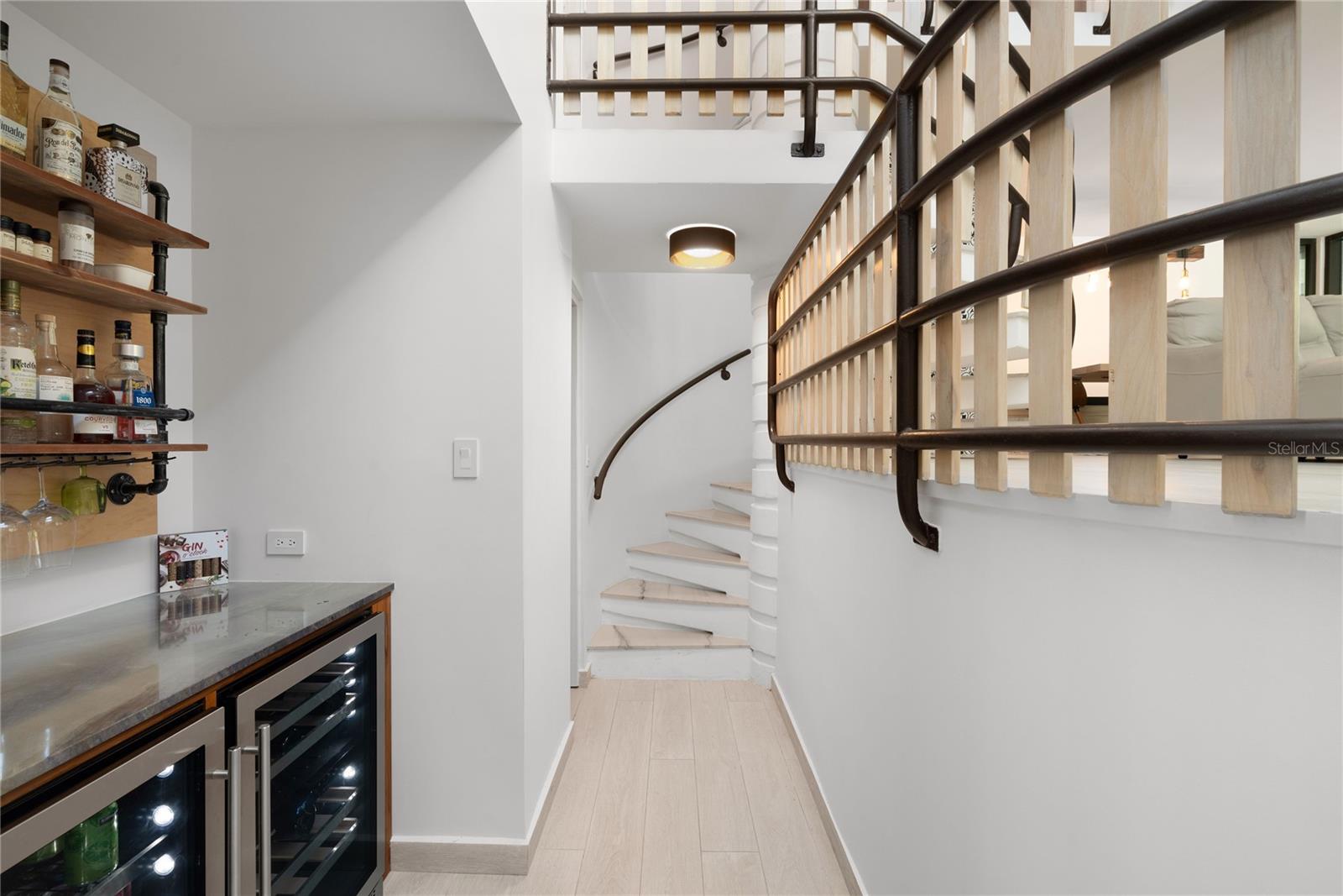 PASEO LAS VISTAS - Residential Lease