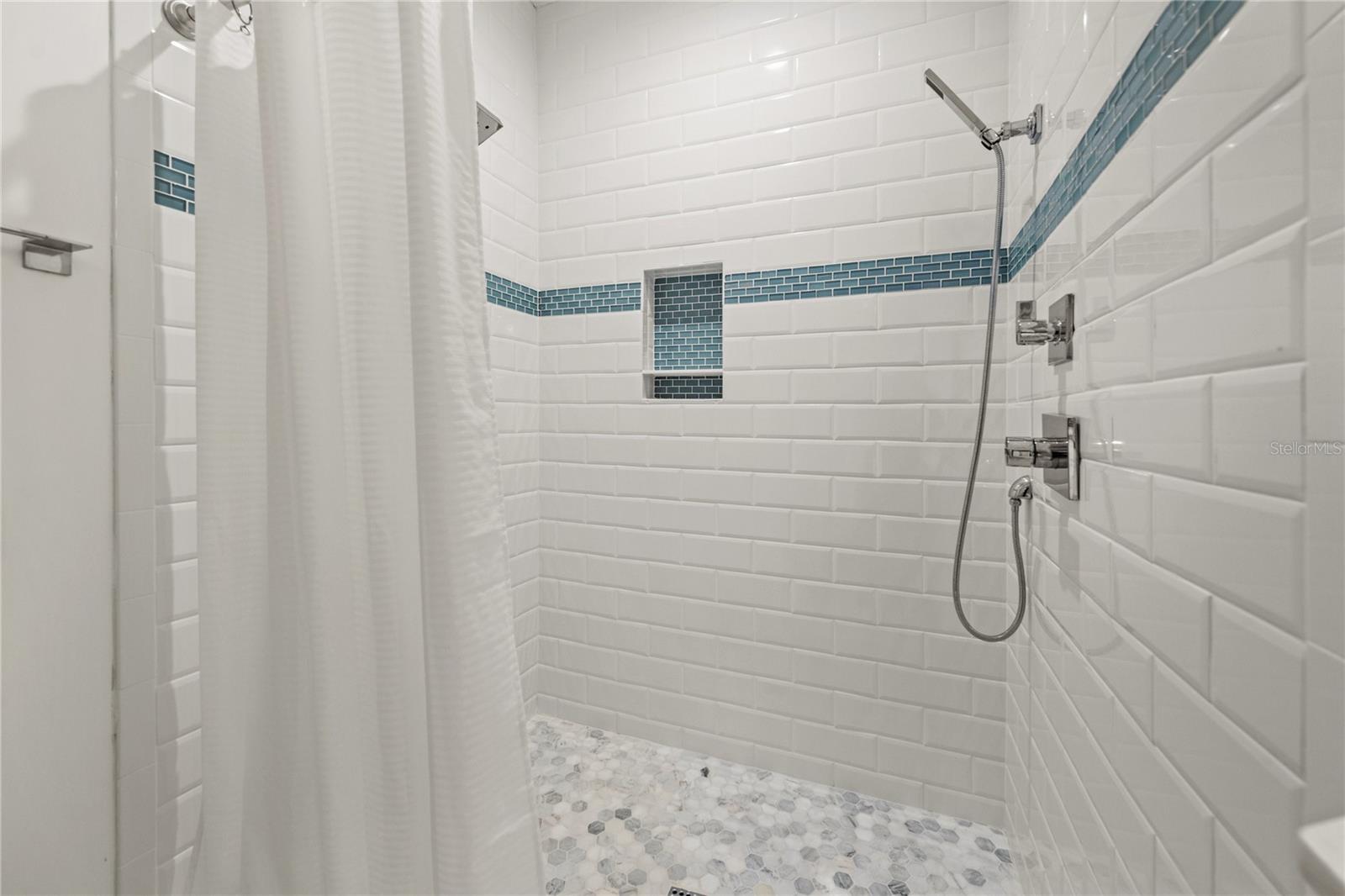 BIRD KEY SUB - Residential