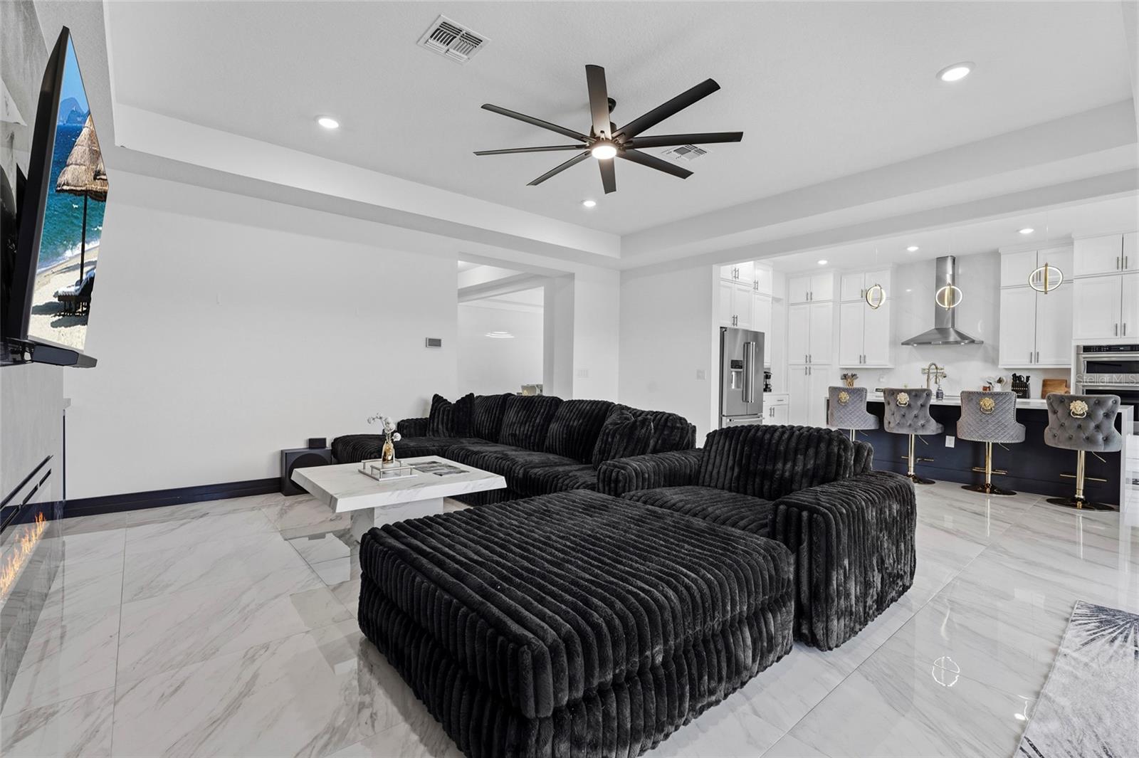 HERON LANDING - Residential