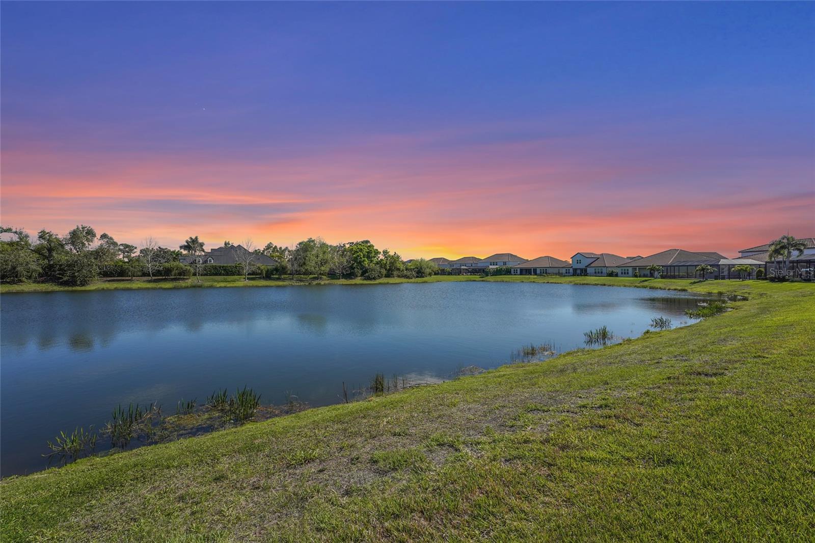 HERON LANDING - Residential