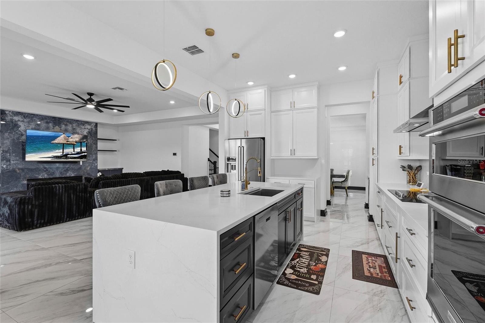 HERON LANDING - Residential