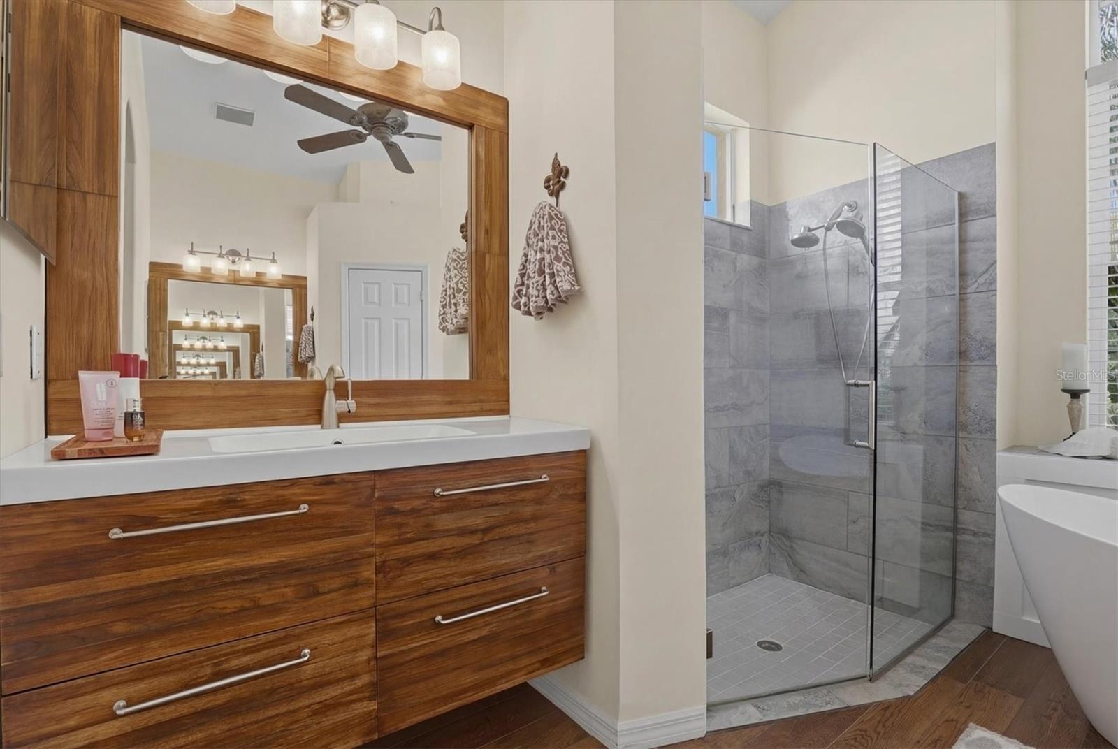 GRASSY POINTE - PH 2 - Residential