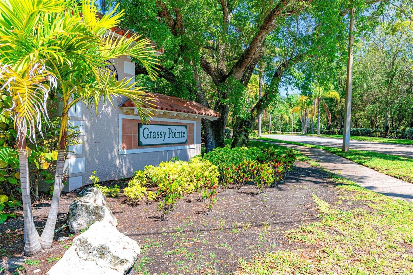 GRASSY POINTE - PH 2 - Residential