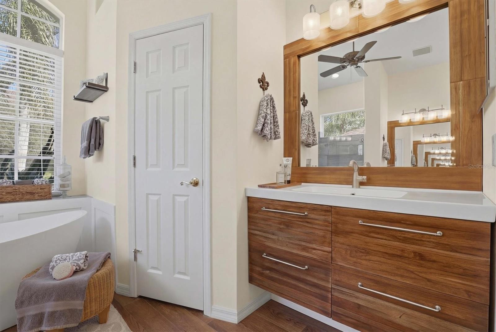 GRASSY POINTE - PH 2 - Residential