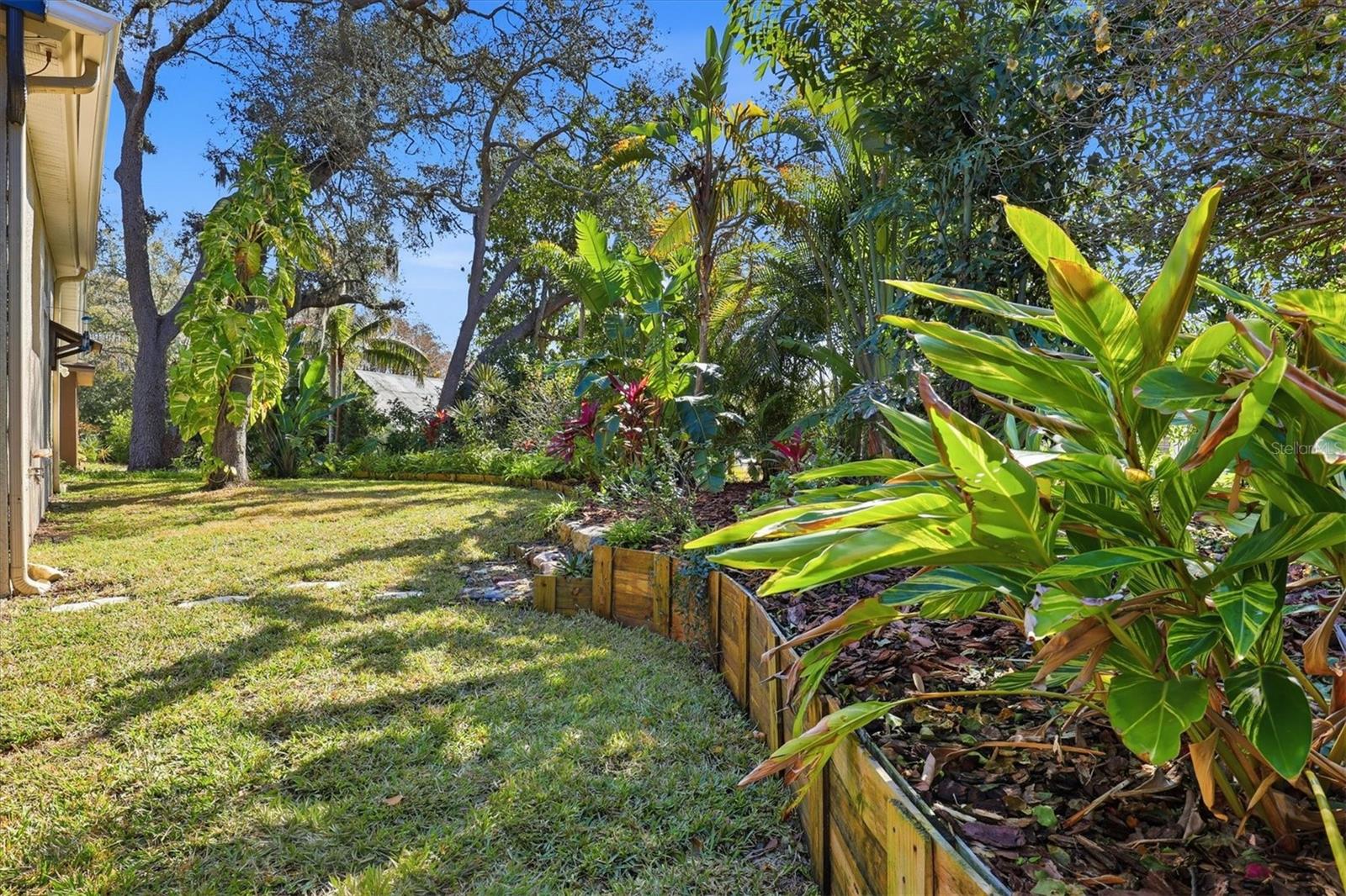 GRASSY POINTE - PH 2 - Residential