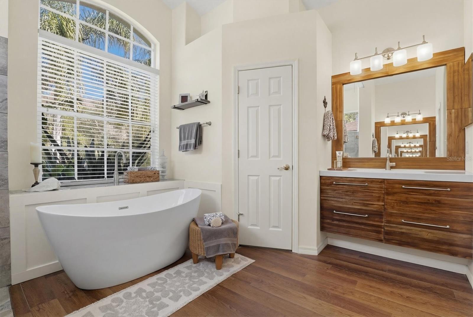 GRASSY POINTE - PH 2 - Residential