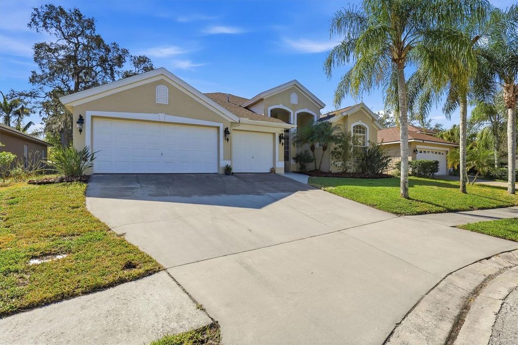 Photo of 328 Liam Avenue, Tarpon Springs, FL 34689 (MLS # TB8476595)