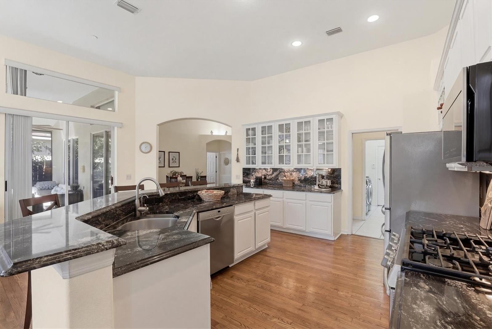 GRASSY POINTE - PH 2 - Residential