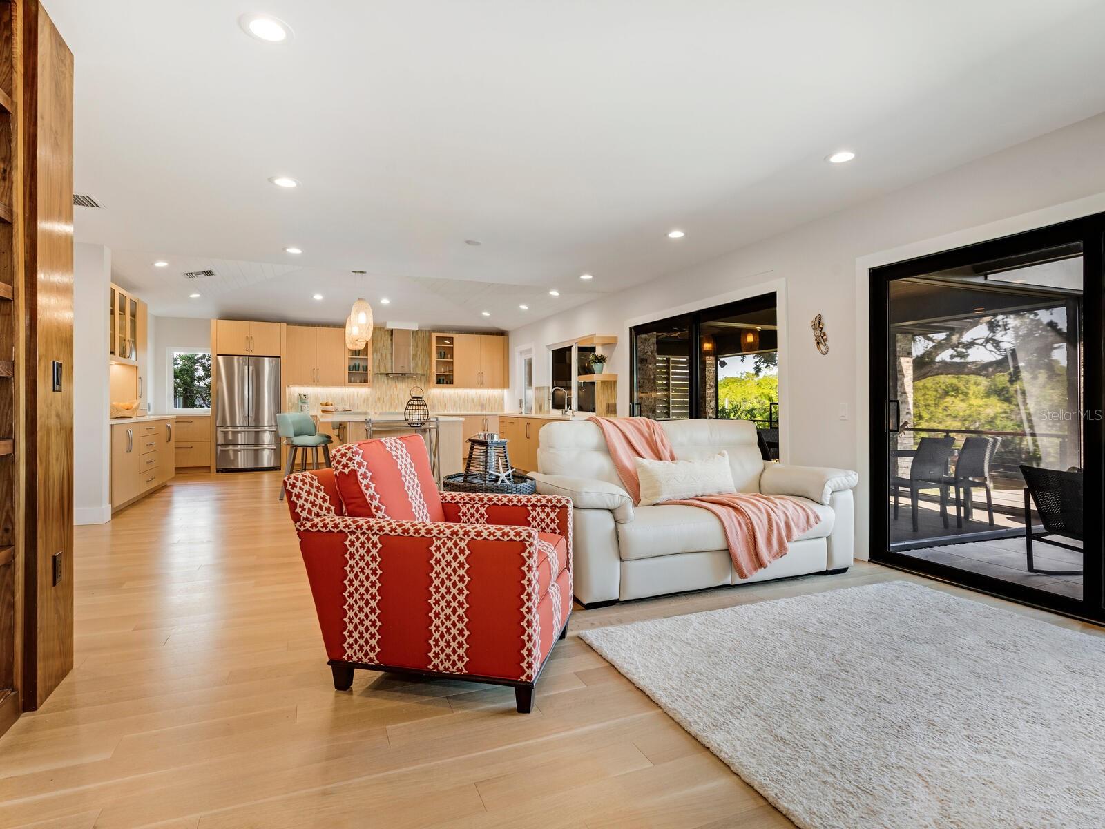 SIESTA COVE SUB - Residential