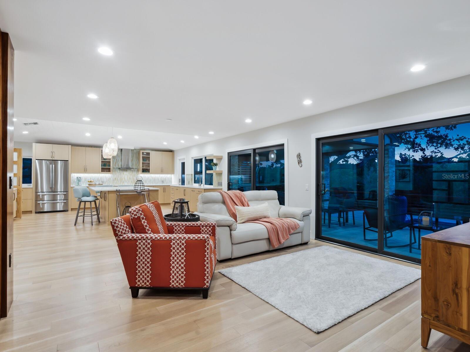 SIESTA COVE SUB - Residential