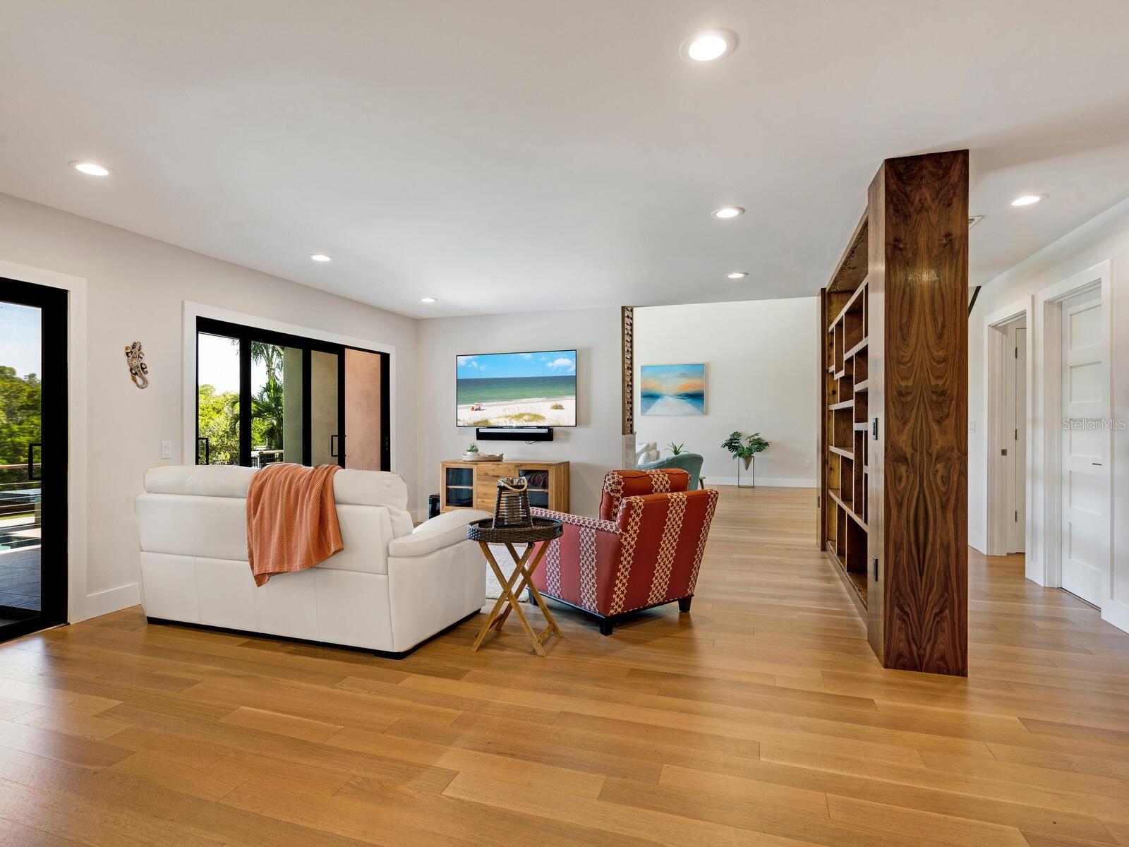 SIESTA COVE SUB - Residential