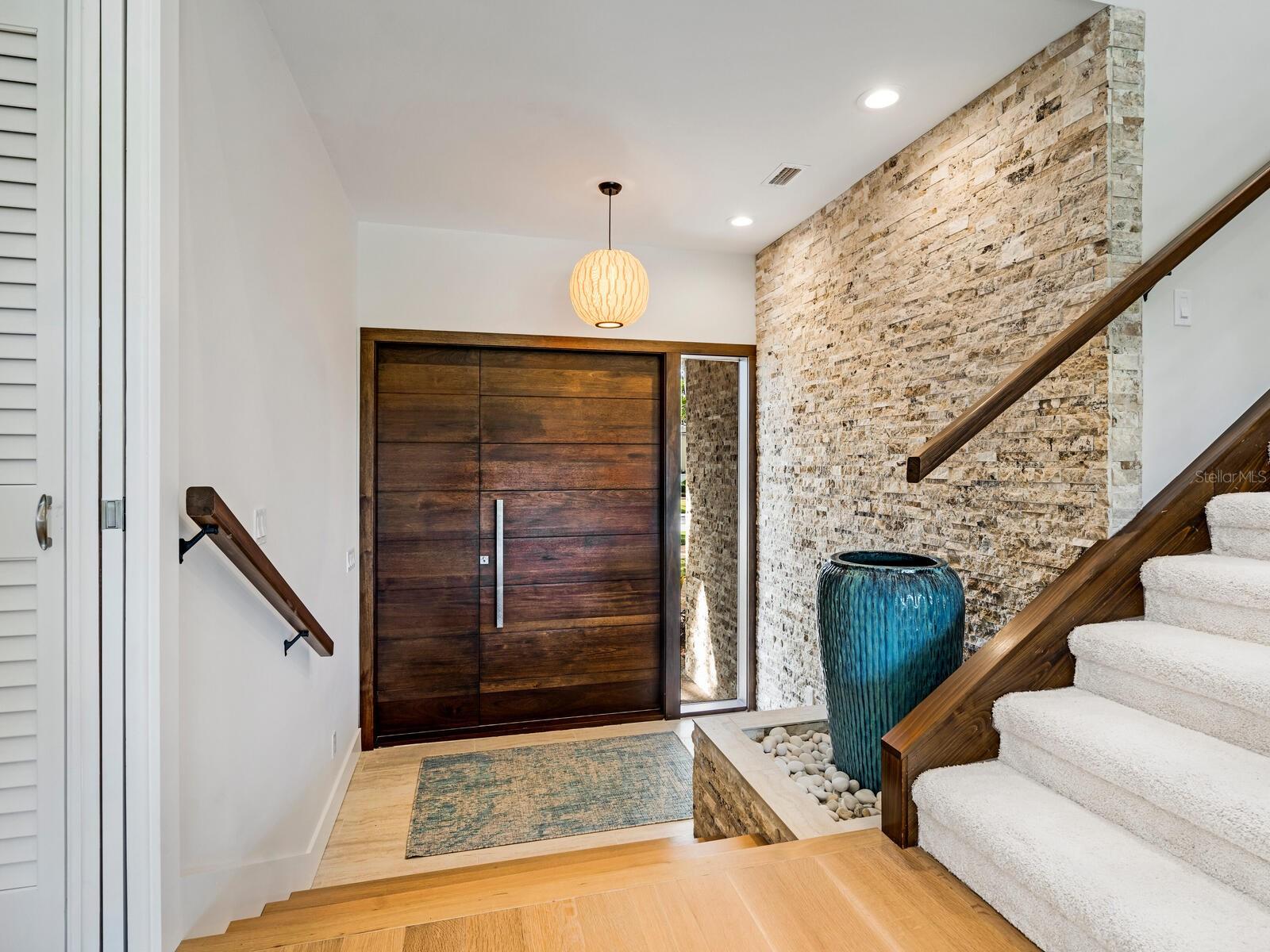 SIESTA COVE SUB - Residential