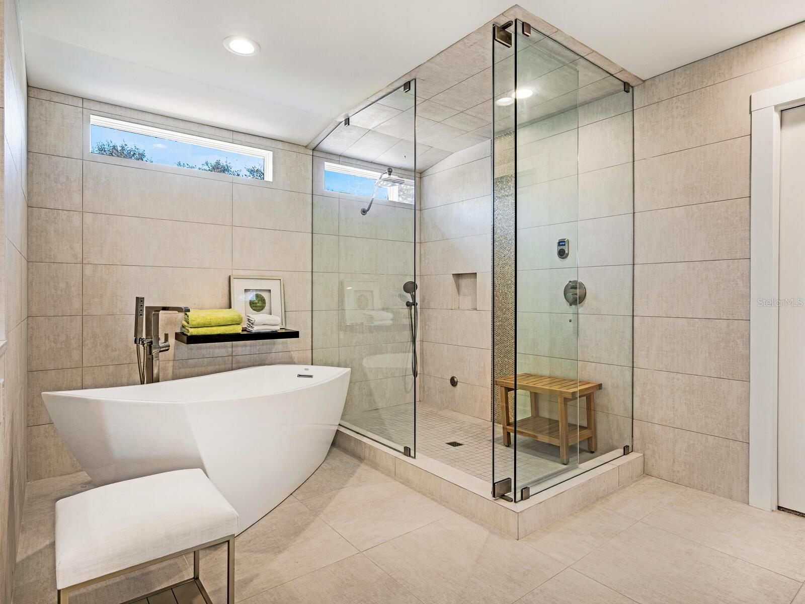 SIESTA COVE SUB - Residential