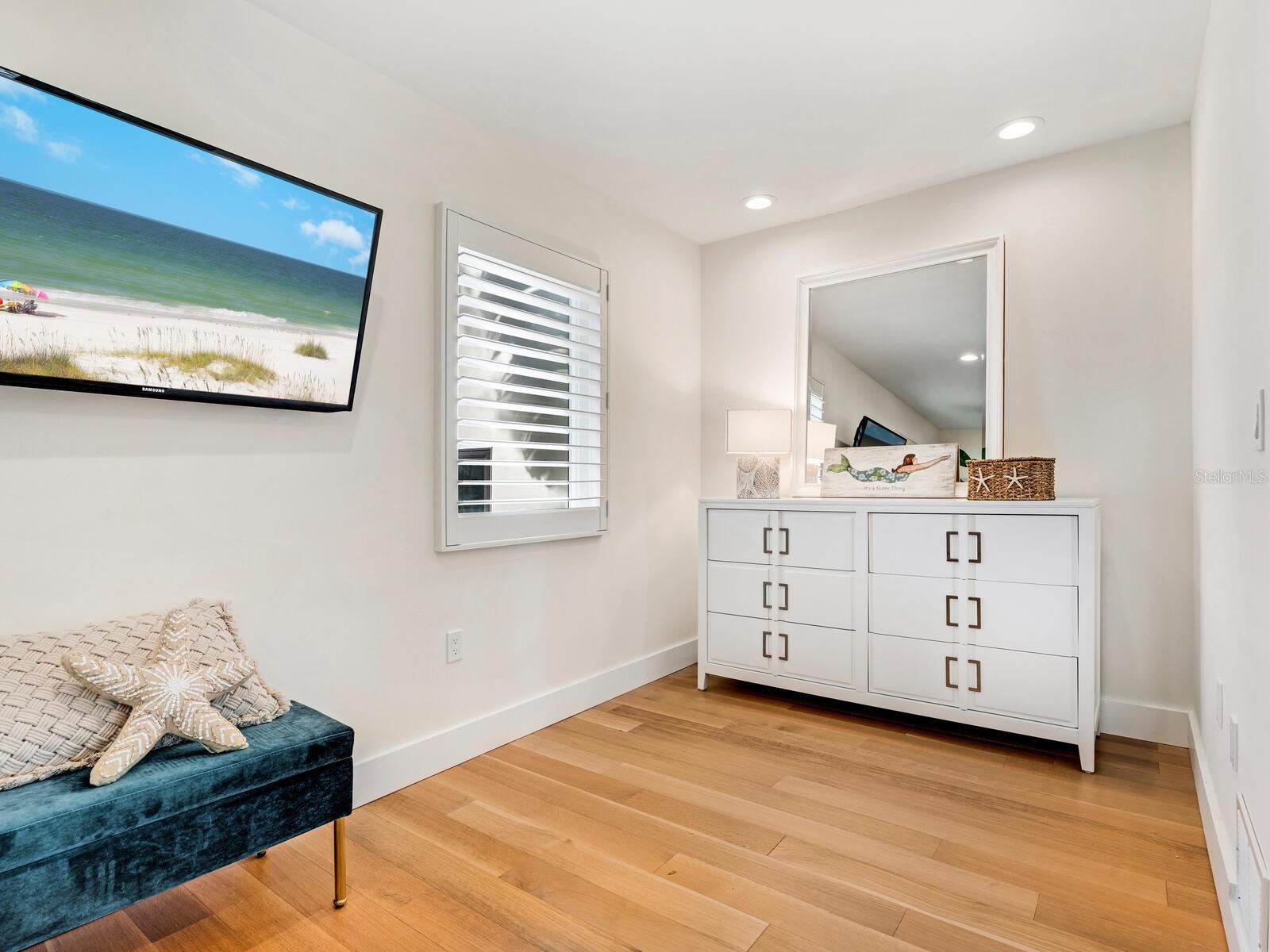 SIESTA COVE SUB - Residential