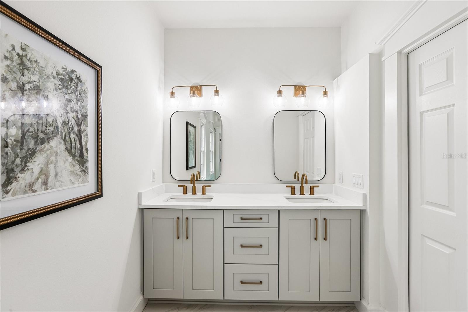 REPLAT OF BELLEFONTE - Residential