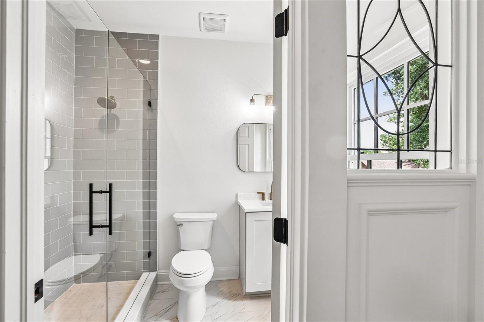 REPLAT OF BELLEFONTE - Residential