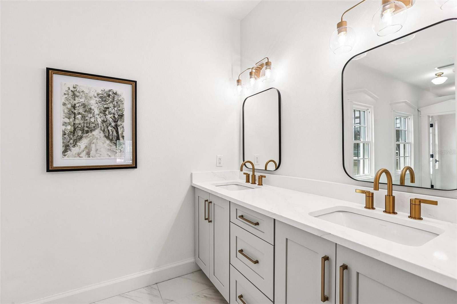 REPLAT OF BELLEFONTE - Residential