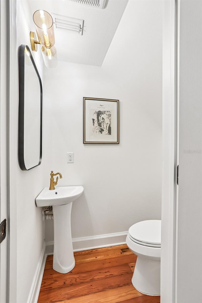 REPLAT OF BELLEFONTE - Residential