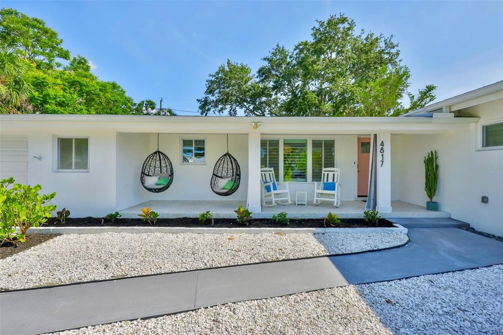 Photo of 4817 Trade Winds Drive S, Gulfport, FL 33711 (MLS # TB8404451)