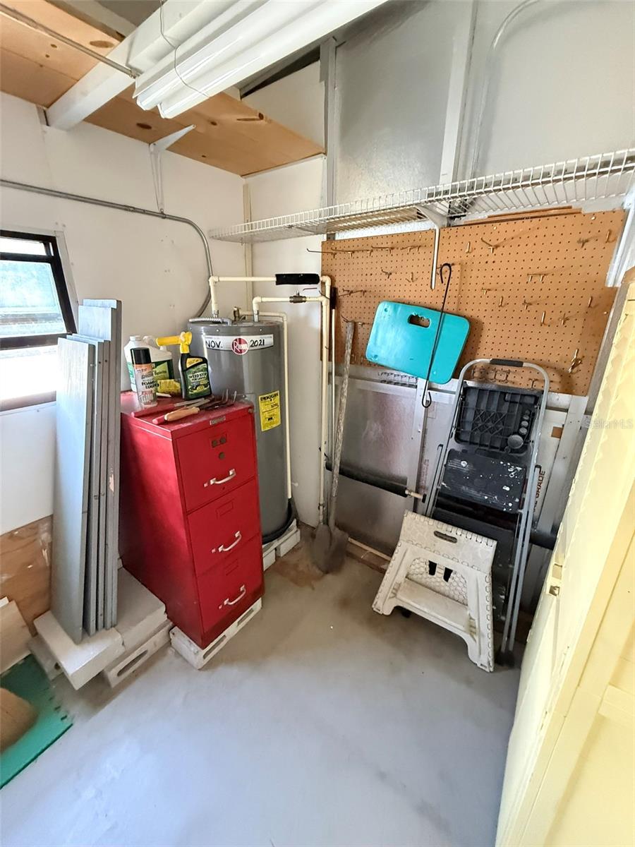 LAZY RIVER MHP - Residential