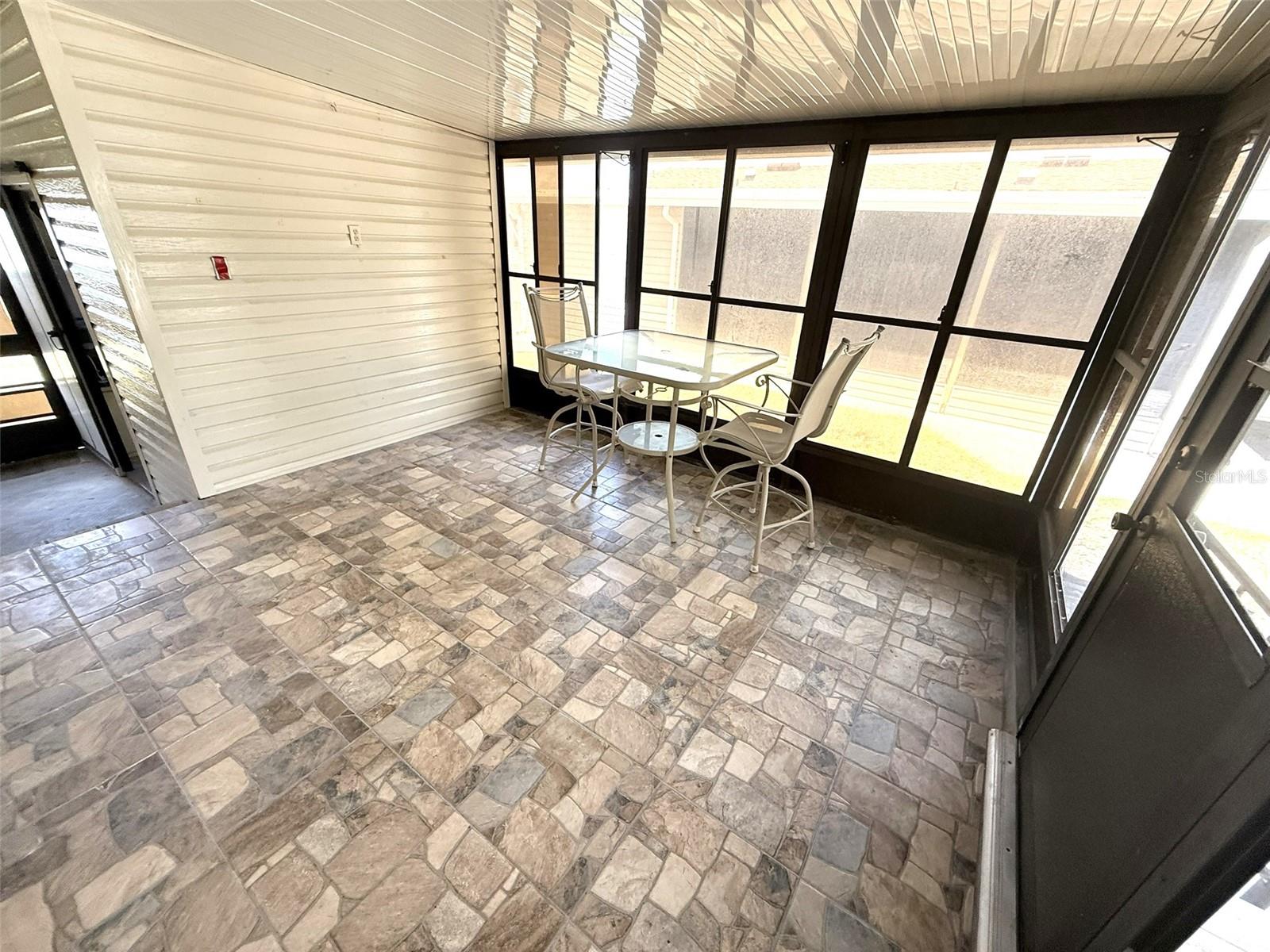 LAZY RIVER MHP - Residential