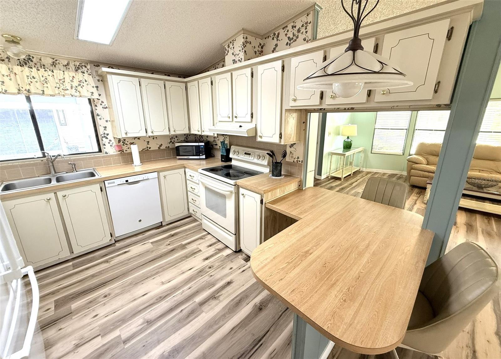 LAZY RIVER MHP - Residential