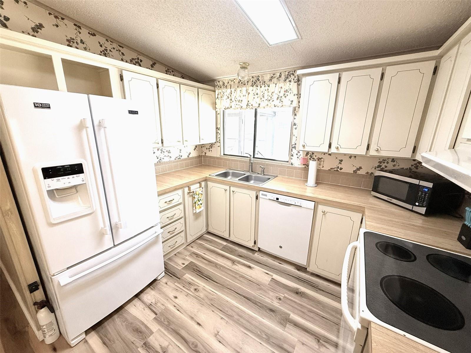 LAZY RIVER MHP - Residential