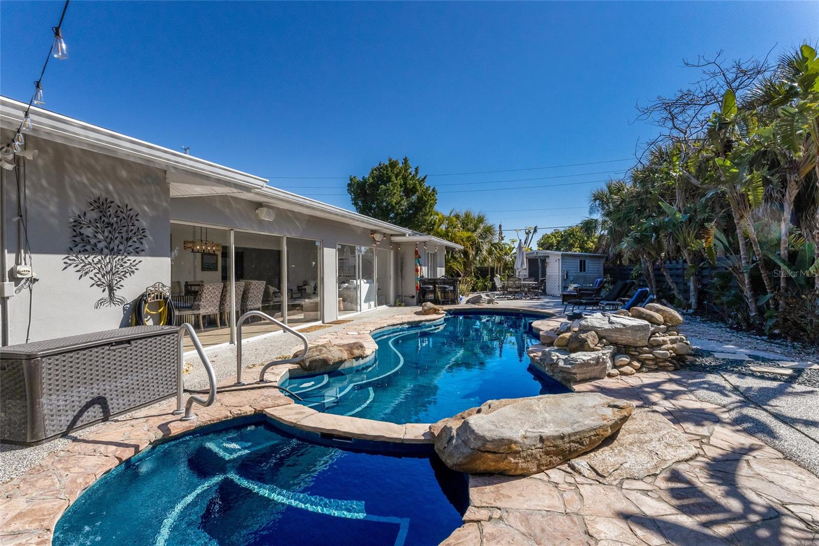 BAY PALMS ADD - Residential