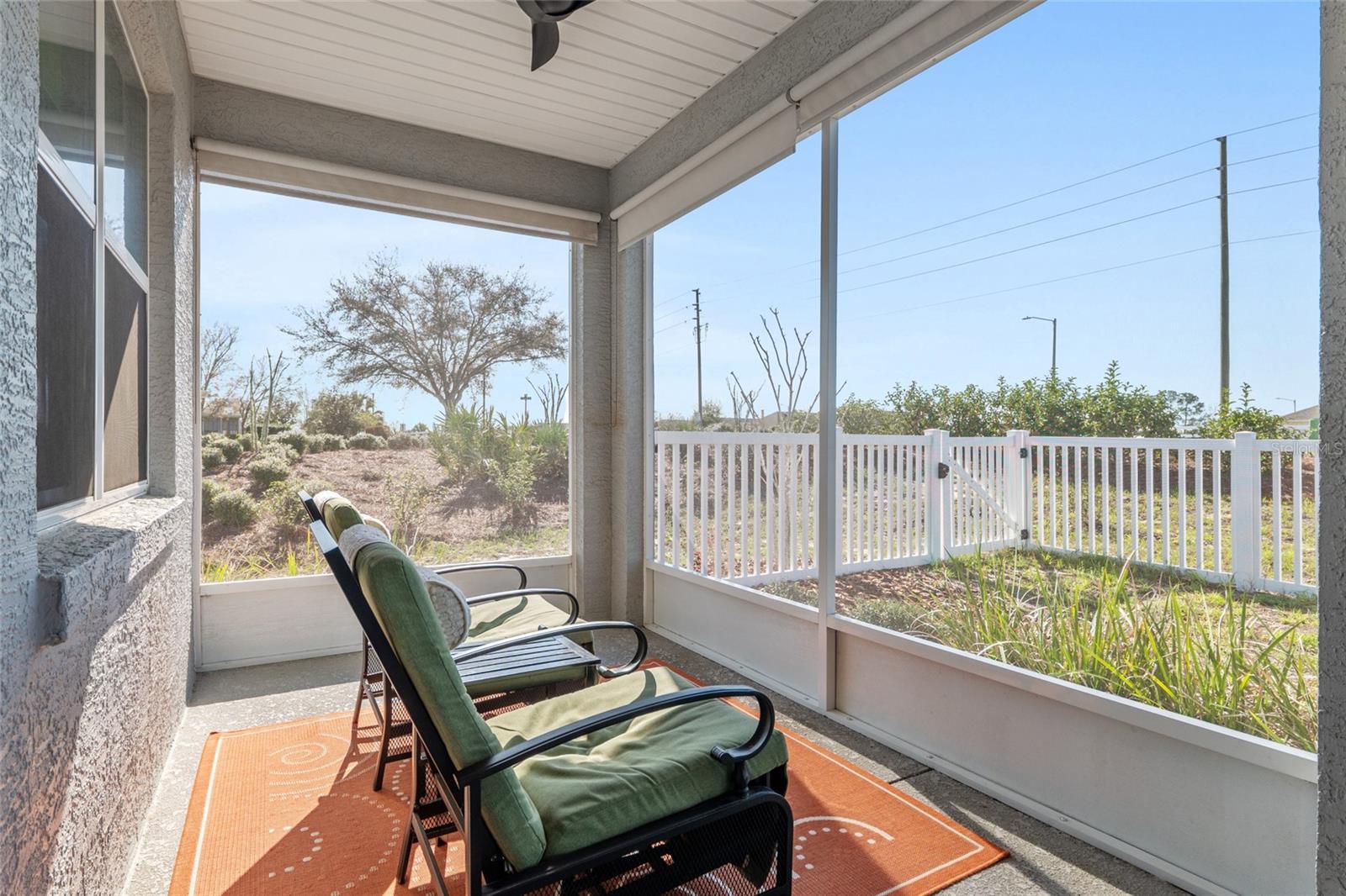 ON TOP OF THE WORLD - Residential