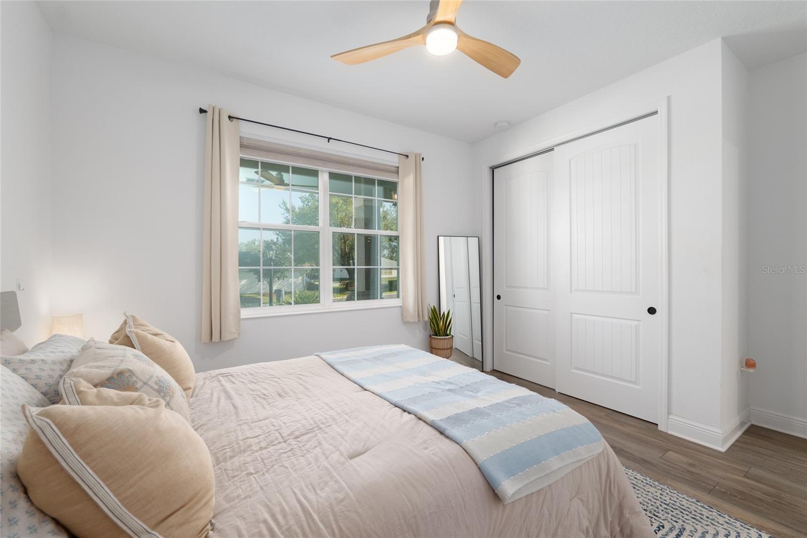 ON TOP OF THE WORLD - Residential