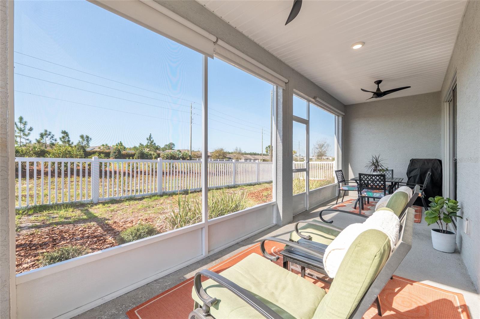 ON TOP OF THE WORLD - Residential