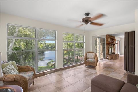 A home in DUNNELLON