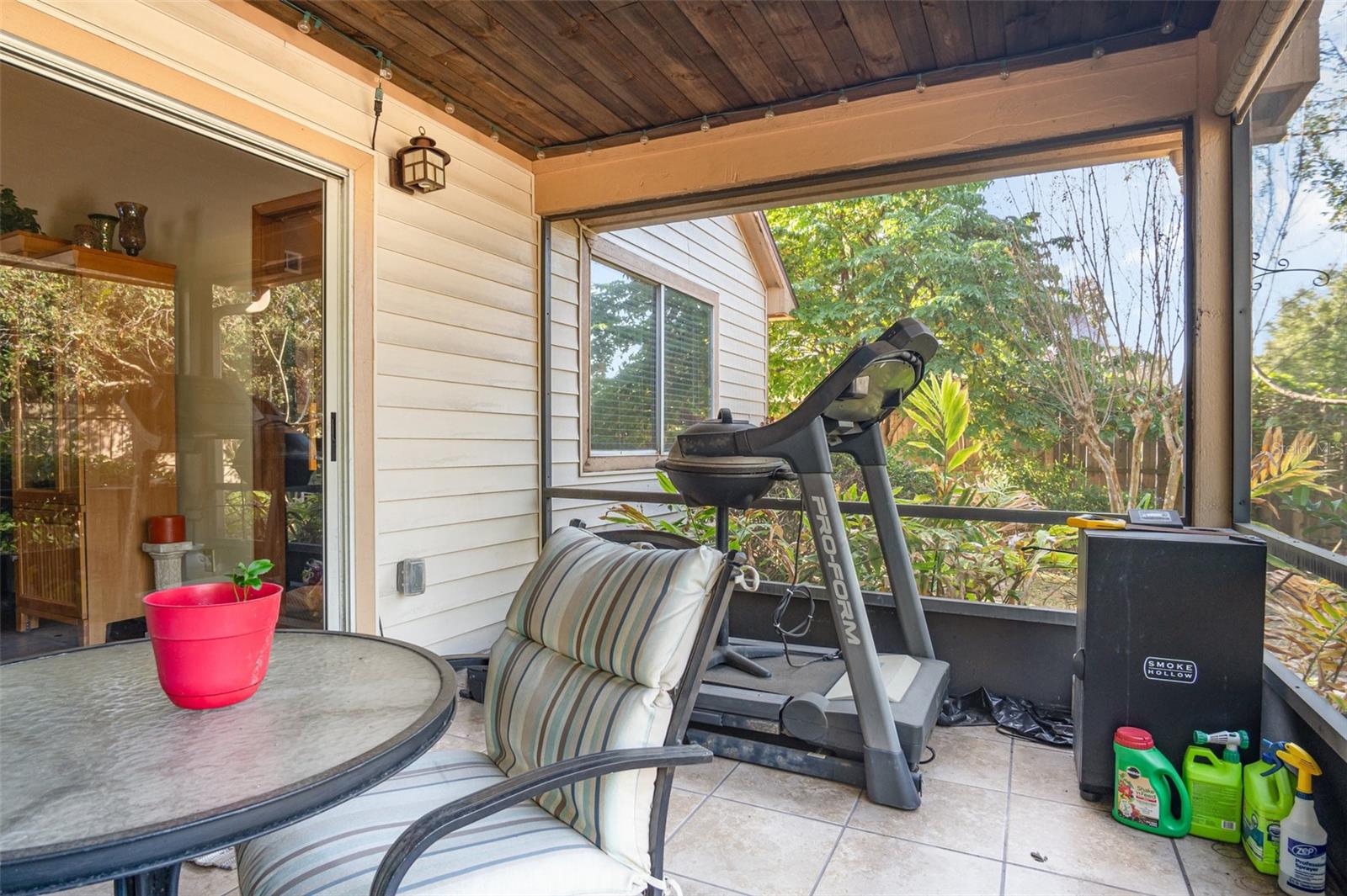 HIDDEN LAKE - Residential