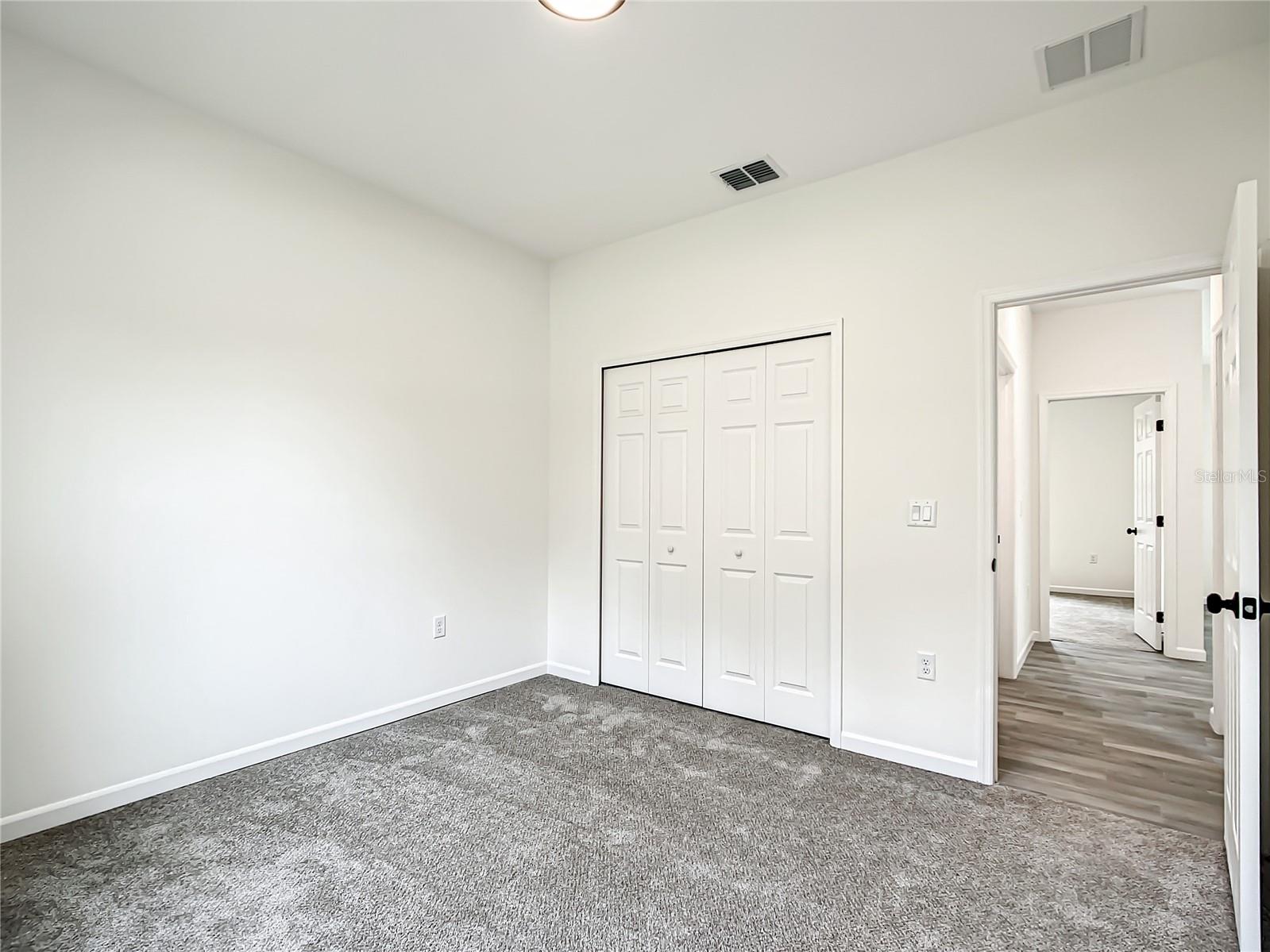 MARION OAKS UN 12 - Residential Lease