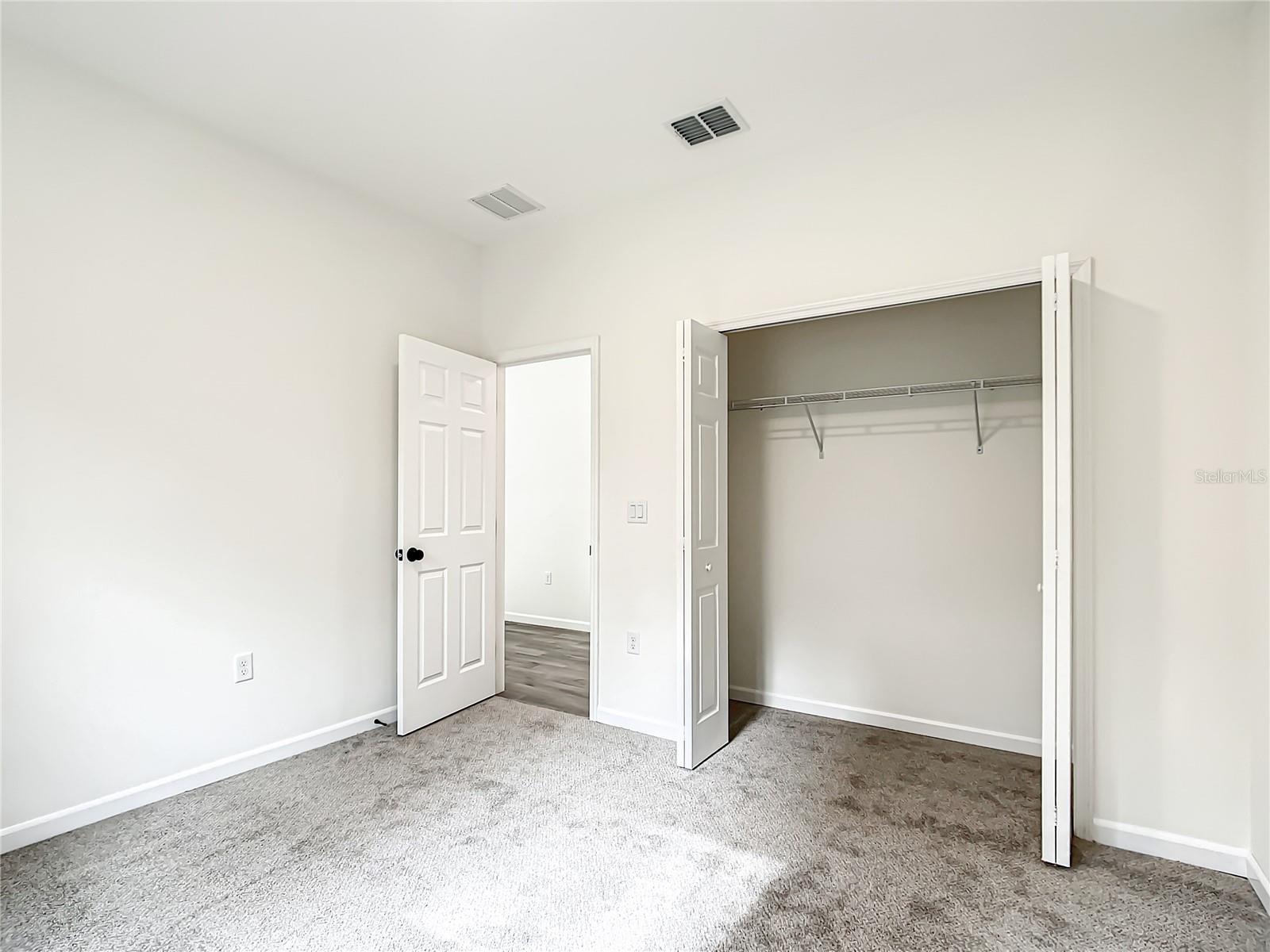 MARION OAKS UN 12 - Residential Lease