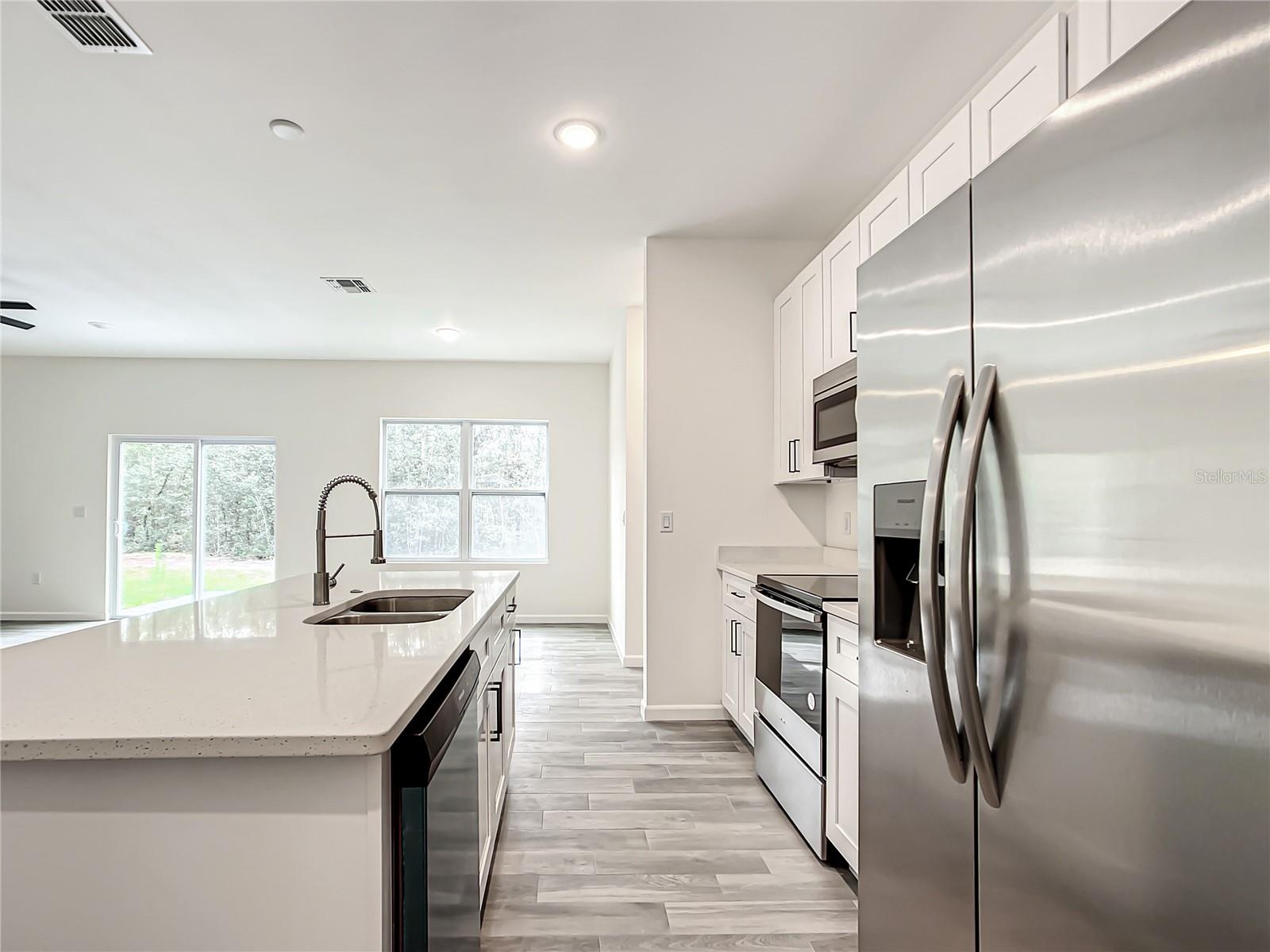 MARION OAKS UN 12 - Residential Lease