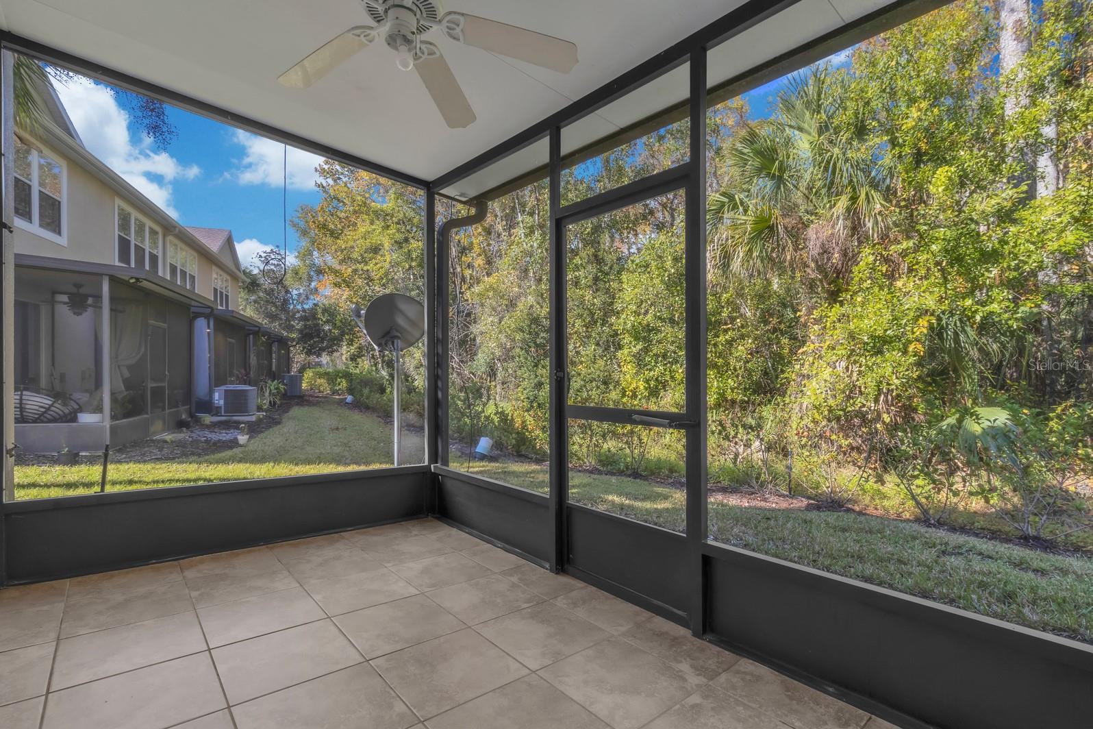 DUNWOODY COMMONS PH 2 - Residential Lease