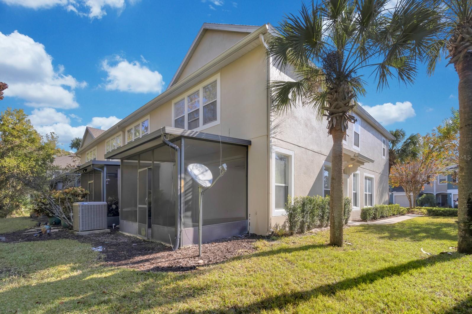 DUNWOODY COMMONS PH 2 - Residential Lease