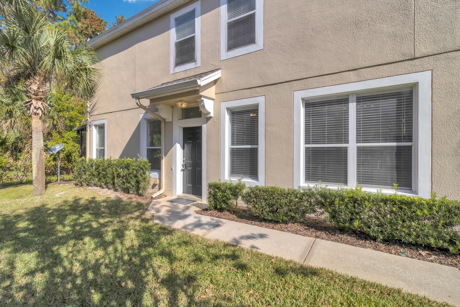 DUNWOODY COMMONS PH 2 - Residential Lease