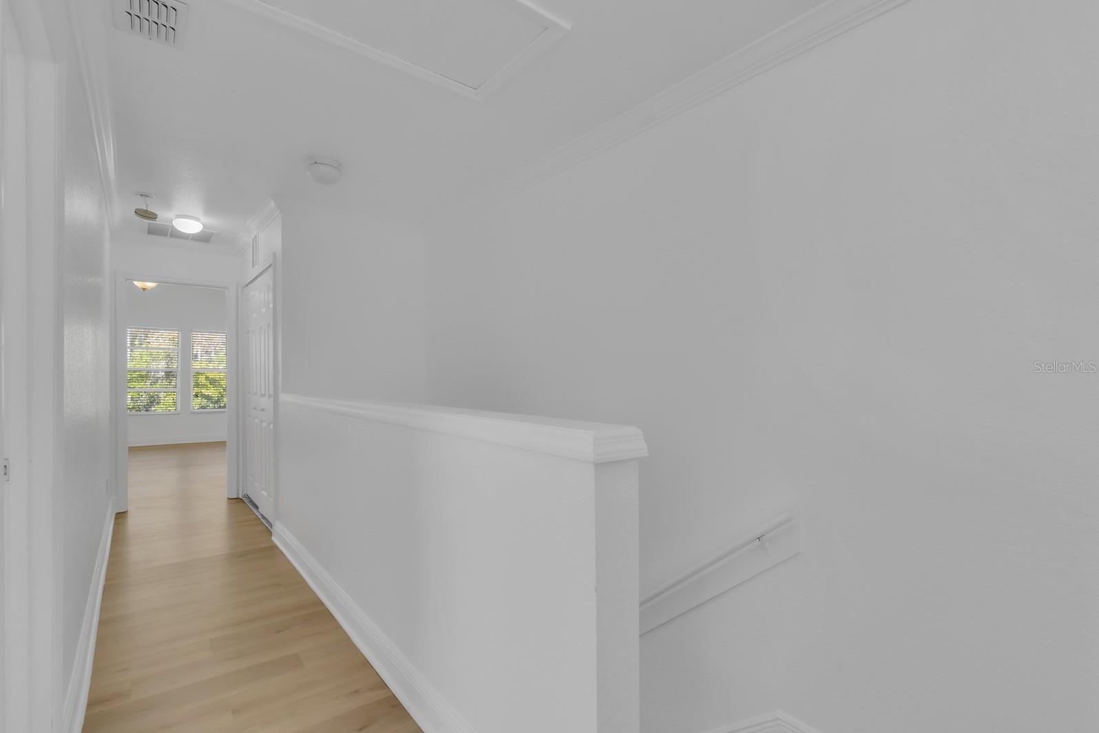 DUNWOODY COMMONS PH 2 - Residential Lease