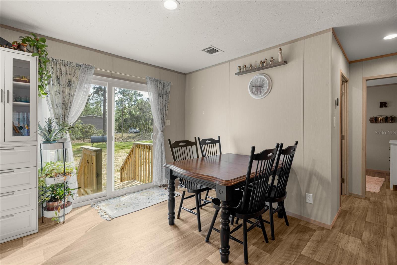 WILLISTON HIGHLANDS - Residential