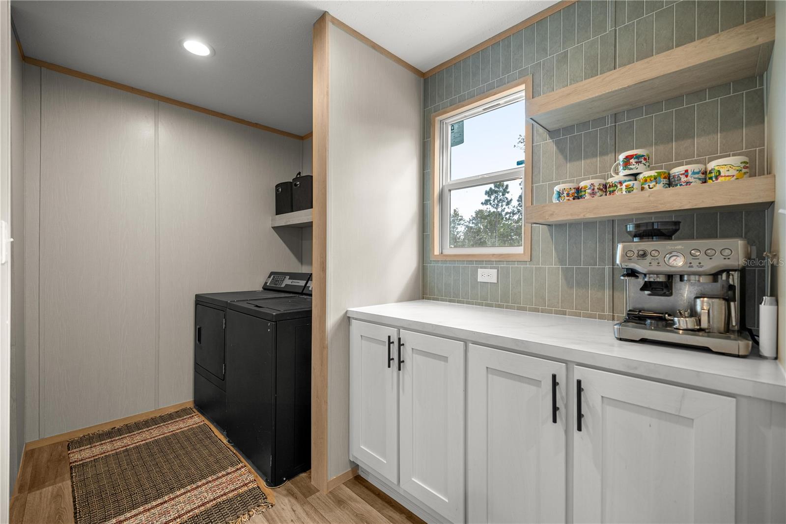 WILLISTON HIGHLANDS - Residential